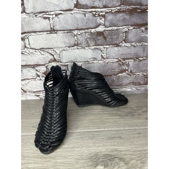 JEFFREY CAMPBELL Ibiza Last Strappy Open Toe Wedge Heel Black Leather Size 5M US - Picture 11 of 16